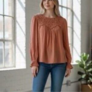 Blu Pepper Lace/Crochet Collar Blouse - NWT
